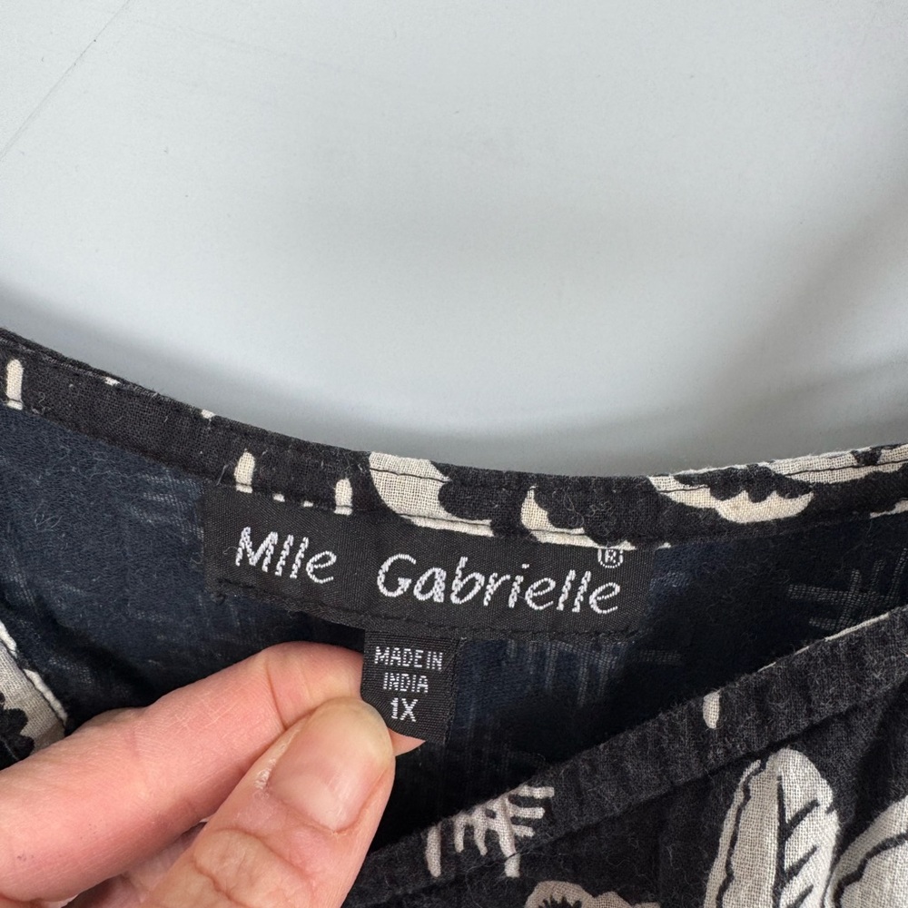 MLLE Gabrielle Black and White Tiered Maxi Dress Size 1X - Picture 4 of 14
